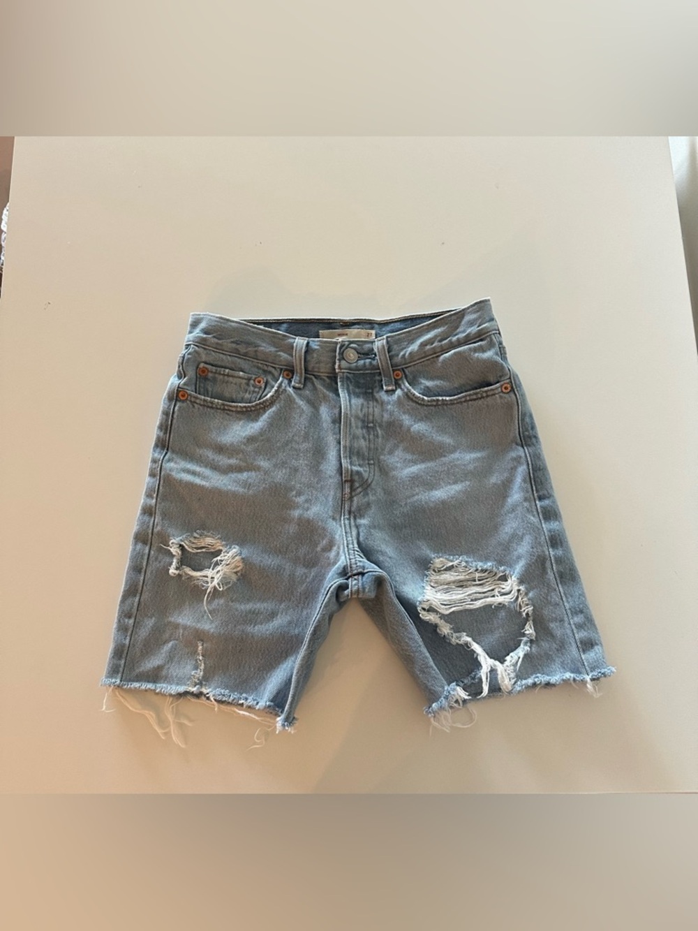 Levi’s Wedgie High Rise Long Shorts Jorts Mid Thigh Denim 27 Destroyed Distress